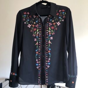 Ted baker black floral shirt size 1 (US size0-2)